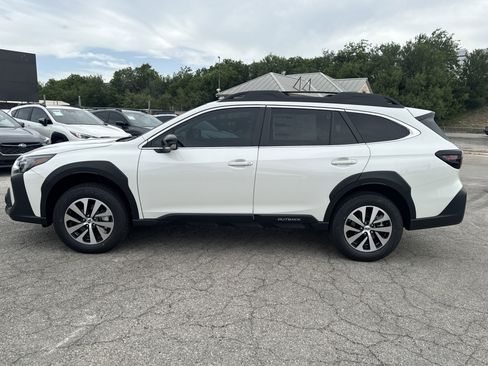 New 2025 Subaru Outback Premium image 6