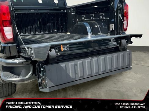 Used 2025 GMC Sierra 1500 Elevation AWD/4WD image 25