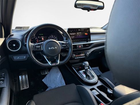 Used 2024 Kia Forte GT-Line w/ GT-Line Premium Package image 22