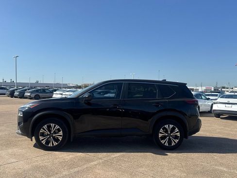 Certified 2023 Nissan Rogue SV FWD image 6