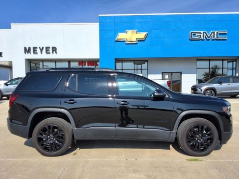 Used 2023 GMC Acadia SLE w/ Driver Convenience Package image 1