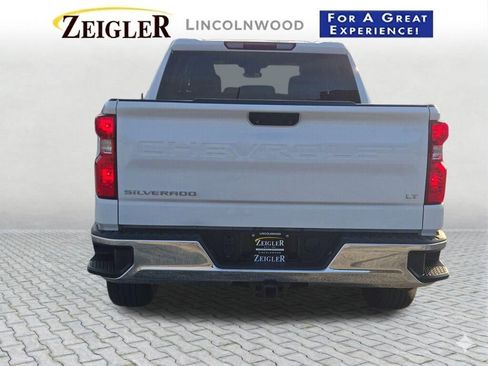 Used 2022 Chevrolet Silverado 1500 LT AWD/4WD image 14