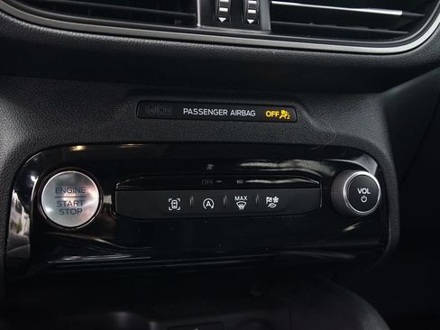Used 2024 Ford Escape Active w/ Tech Pack #1 AWD/4WD image 18