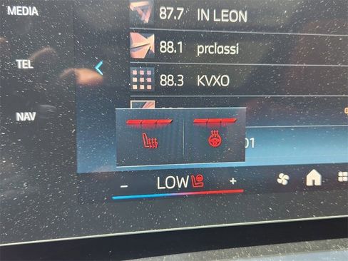 Used 2025 BMW X1 xDrive28i w/ Premium Package image 15