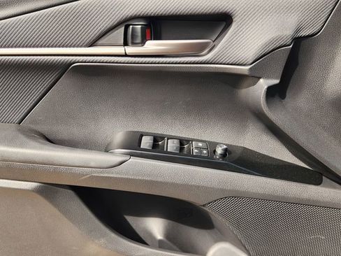 Used 2026 Toyota Camry SE w/ Convenience Package image 17