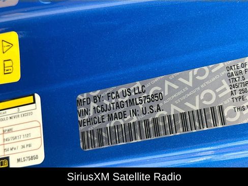 Used 2021 Jeep Gladiator Sport image 19