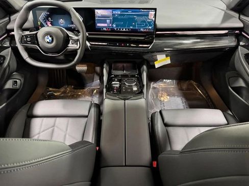 New 2026 BMW 530i xDrive w/ Premium Package AWD/4WD image 13