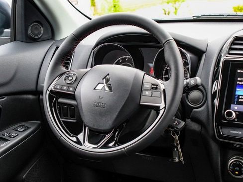 New 2025 Mitsubishi Outlander Sport LE AWD/4WD image 24