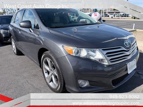 Used 2012 Toyota Venza Limited FWD image 3