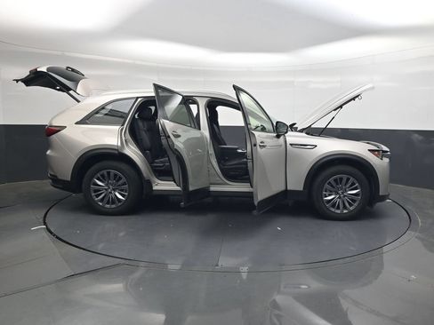 Used 2025 MAZDA CX-90 3.3 Turbo w/ Preferred Package AWD/4WD image 41