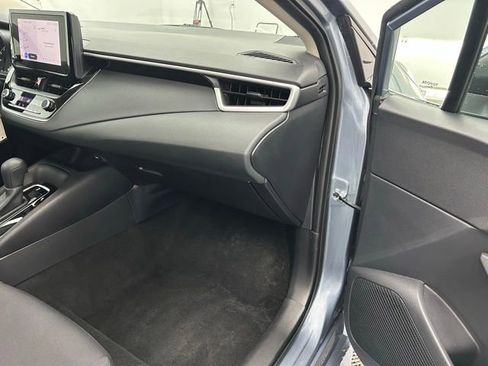 Used 2025 Toyota Corolla LE FWD image 26