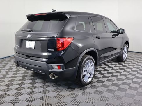 Certified 2025 Honda Passport EX-L image 5