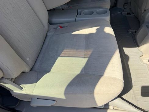 Used 2015 Nissan Quest SV FWD image 44