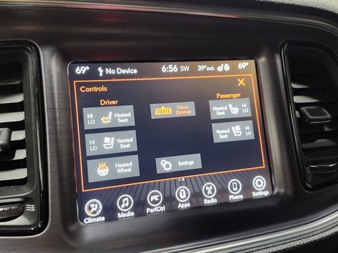 Used 2017 Dodge Challenger R/T Scat Pack image 9