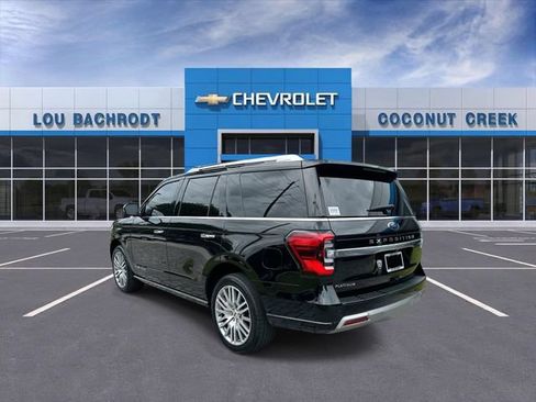 Used 2022 Ford Expedition Platinum AWD/4WD image 6