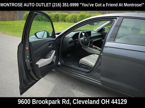 Used 2025 Honda Accord SE image 21