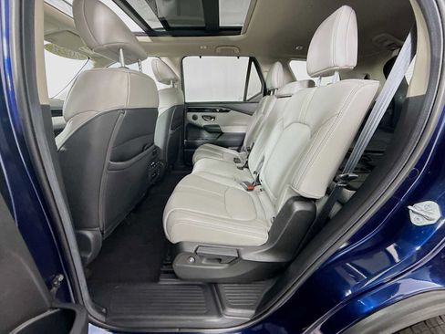 Certified 2024 Honda Pilot Touring image 23