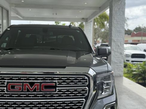 Used 2021 GMC Sierra 1500 Denali w/ Denali Premium Package AWD/4WD image 4