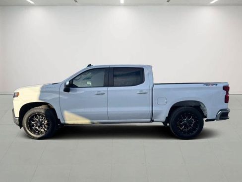 Used 2021 Chevrolet Silverado 1500 LT image 3
