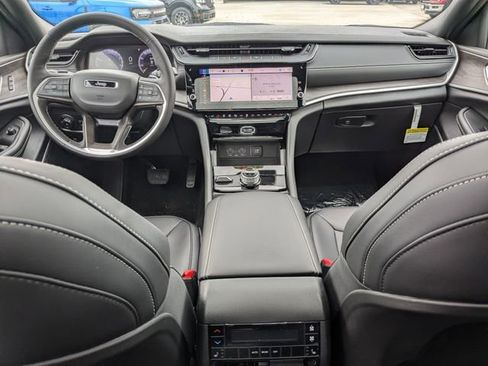 New 2026 Jeep Grand Cherokee L Limited image 21