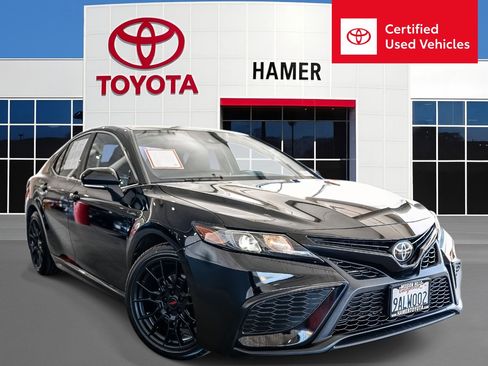 Certified 2022 Toyota Camry SE w/ TRD Appearance Package (TMS) image 1