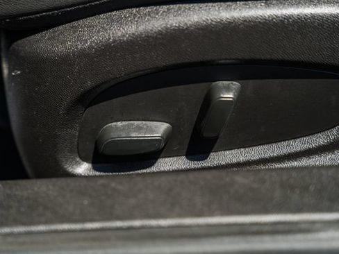Used 2018 Chevrolet Camaro SS RWD image 34