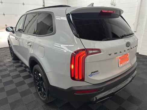Used 2021 Kia Telluride EX w/ EX Premium Package image 8