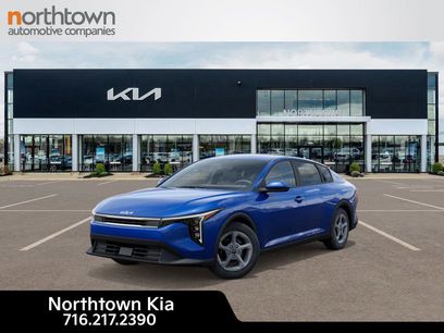 New 2025 Kia K4 LXS