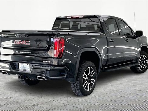 Used 2024 GMC Sierra 1500 AT4 w/ Technology Package image 2