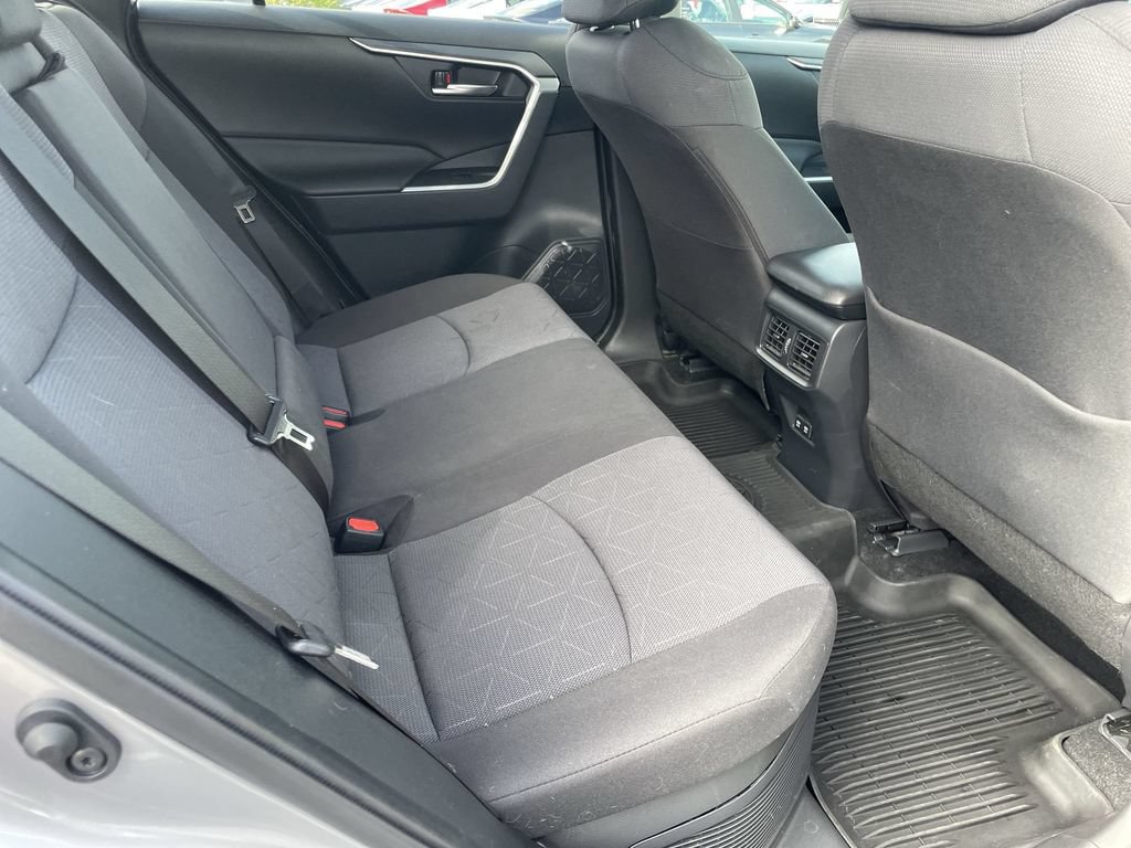Used 2021 Toyota RAV4 XLE w/ Convenience Package AWD/4WD image 24