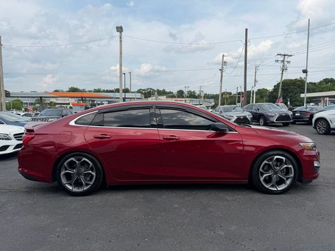 Used 2019 Chevrolet Malibu RS FWD image 4
