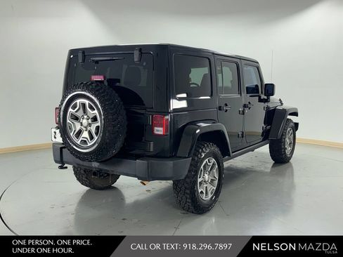 Used 2014 Jeep Wrangler Unlimited Rubicon w/ Connectivity Group AWD/4WD image 6