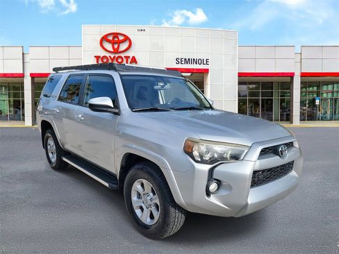 Used 2014 Toyota 4Runner SR5 image 2
