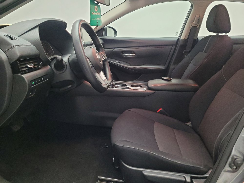 Used 2024 Nissan Sentra SV FWD image 17