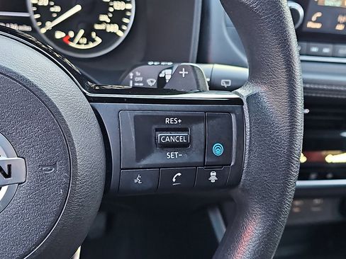 Certified 2021 Nissan Rogue SV image 22