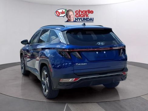 Used 2023 Hyundai Tucson SEL w/ Convenience Package FWD image 3