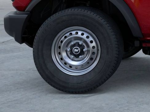 New 2025 Ford Bronco 4-Door AWD/4WD image 21