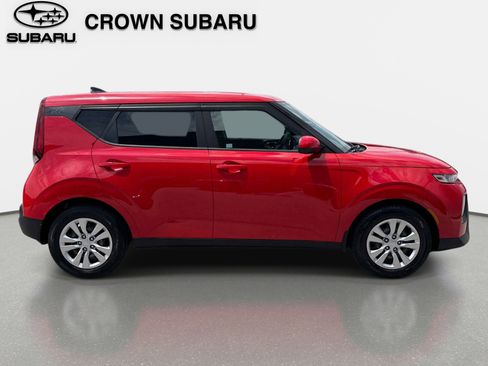 Used 2021 Kia Soul LX FWD image 4