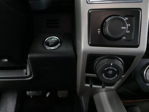 Used 2016 Ford F150 Lariat w/ Equipment Group 502A Luxury image 31