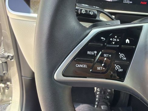 Certified 2023 Mercedes-Benz GLC 300 image 26
