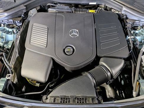 Certified 2025 Mercedes-Benz GLC 300 GLC 300 image 25