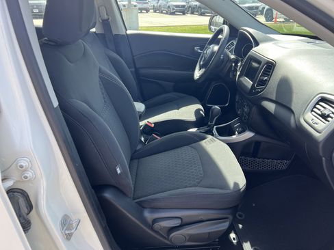 Used 2018 Jeep Compass Sport w/ Tech Group image 26