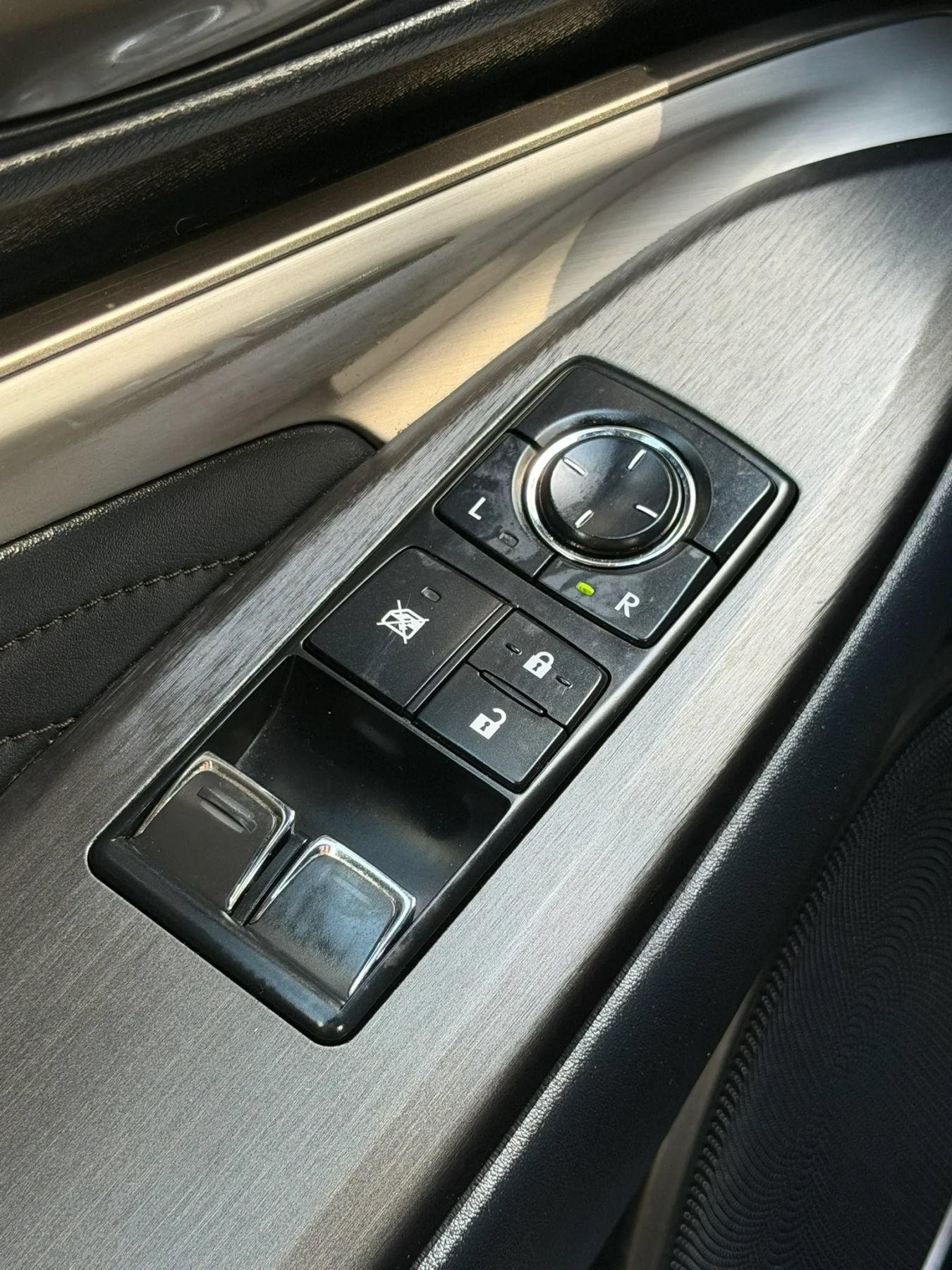 Used 2019 Lexus RC 350 F Sport w/ Accessory Package AWD/4WD image 19