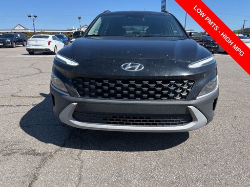 Used 2023 Hyundai Kona SEL image 8