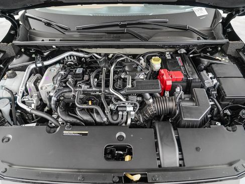 Used 2025 Nissan Sentra SV w/ SV Premium Package image 13