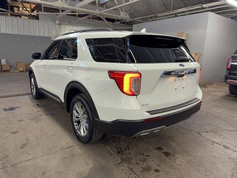 Certified 2022 Ford Explorer XLT w/ Equipment Group 202A image 14