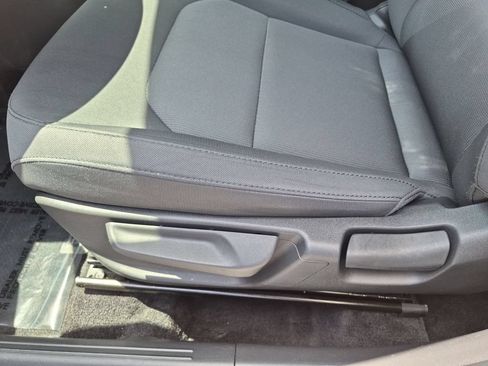 Used 2025 Kia Niro LX FWD image 14