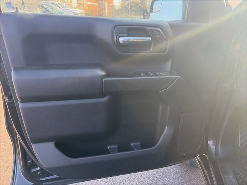 Used 2019 Chevrolet Silverado 1500 Custom Trail Boss w/ Infotainment Package image 13