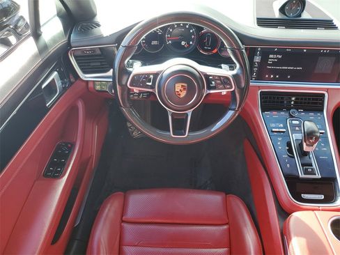 Used 2020 Porsche Panamera 4 w/ Premium Package image 15
