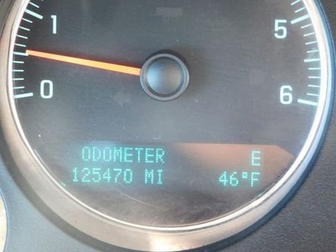 Used 2014 Chevrolet Tahoe 2WD 4dr Commercial image 18